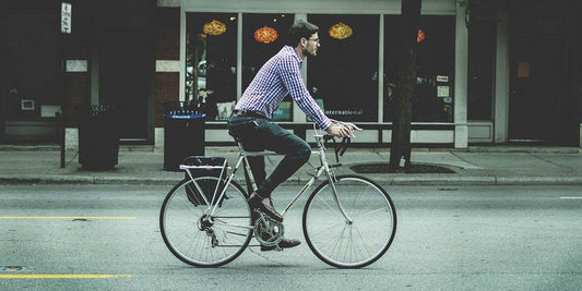 How To Freshen Up After Cycling To Work - Sundried