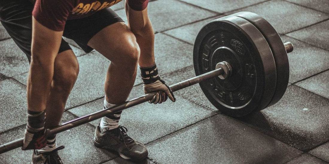 8 Weight Training Mistakes To Avoid (And What To Do Instead) - Sundried